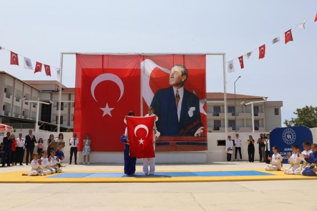 19 Mayıs Atatürk’ü Anma, Gençlik ve Spor Bayramı Coşkuyla Kutlandı