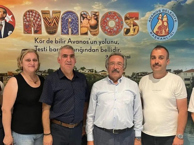 Gülşehir İlçe Emniyet Müdürü Sn. Rafet Tokgöz ailesi ile birlikte Belediye Başkanımızı ziyaret etti.