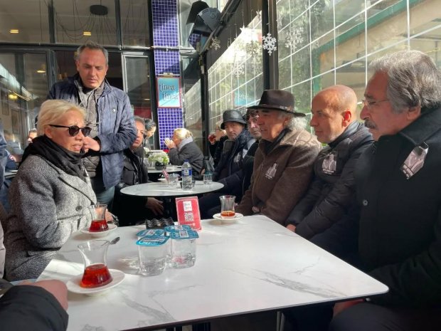 Belediye Başkanımız Sn. Mustafa Kenan Sarıtaş, Edip Akbayram’ın cenaze törenine katıldı.