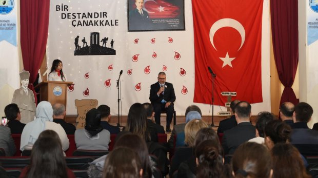 18 Mart Şehitleri Anma Günü ve Çanakkale Deniz Zaferi anma programı düzenlendi.