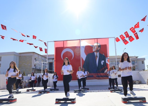 29 Ekim Cumhuriyet Bayramı Avanos'ta coşkuyla kutlandı.