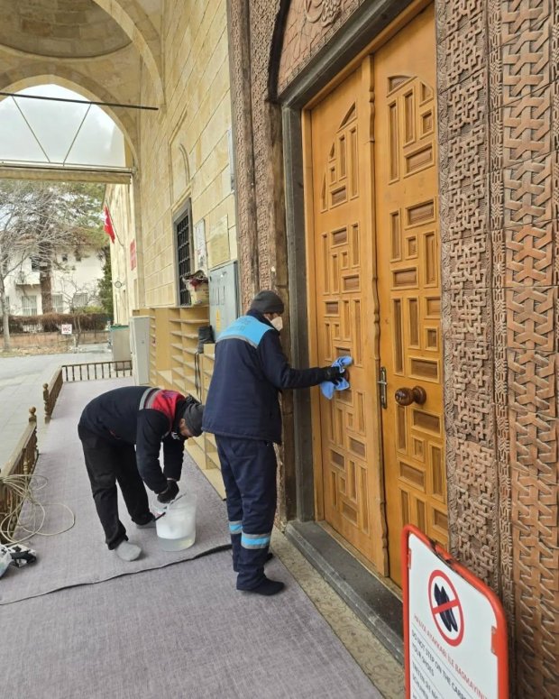 Ramazan Ayı Öncesinde Camilerimizde Kapsamlı Temizlik Çalışması Yapıldı