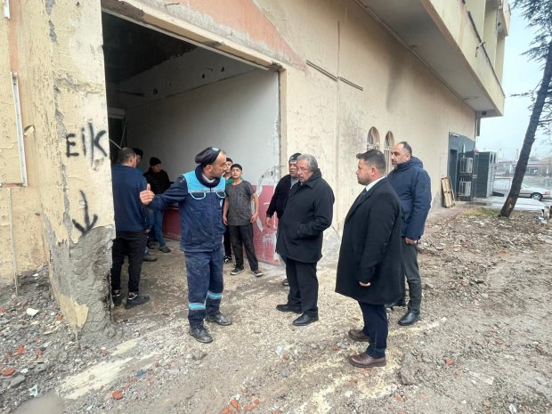 AVANOS’A YENİ KATMA DEĞER KAZANDIRMAK AMACIYLA ESKİ YURT BİNASINDA TEMİZLİK ÇALIŞMALARI DEVAM EDİYOR