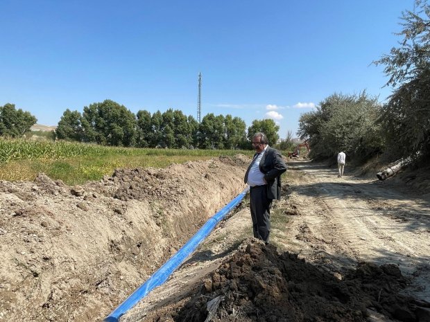 Bozca İçme Suyu Ana Boru Hattının Bir Kısmında Yenileme Çalışması Yapıldı