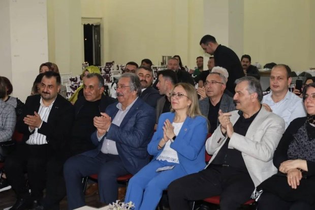 Bolluğu, bereketi ve rahmeti ile gelen Ramazan-ı Şerifte bir arada orucumuzu açmaya devam ediyoruz.