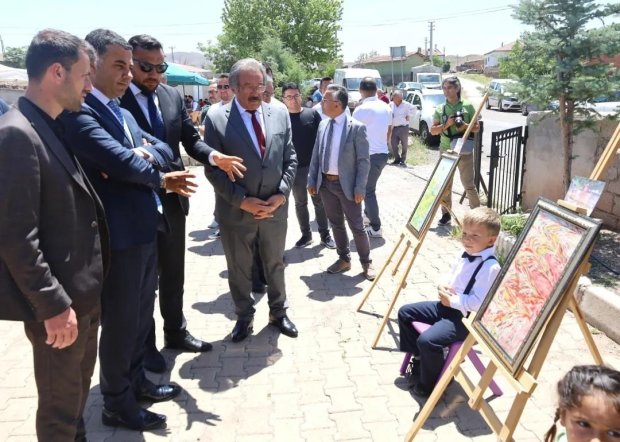 Belediye Başkanımız Ayhanlar İlkokulu Tarafından Hazırlanan Yıl Sonu Etkinliğine Katılım Sağladı.