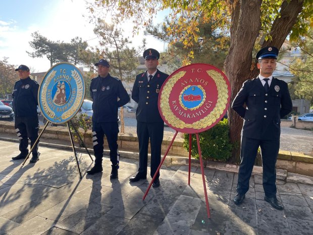 10 Kasım’da Ata’mızı Saygı, Özlem ve Minnetle Andık