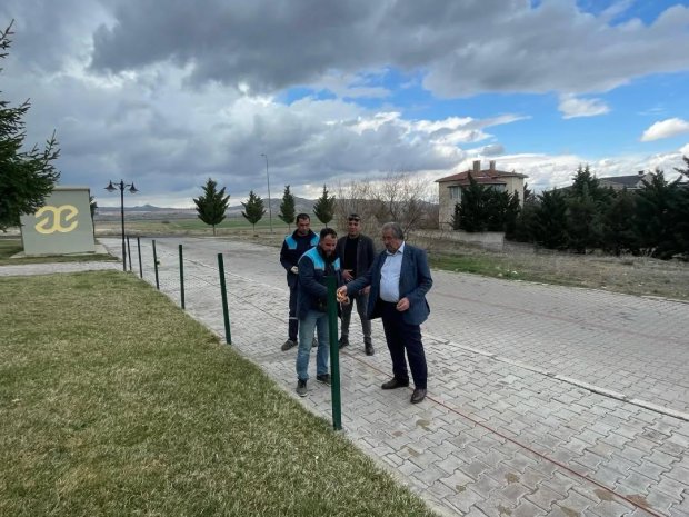 Belediye Başkanımız Sayın Mustafa Kenan Sarıtaş, belediyemize ait iş sahalarında sürdürülen çalışmaları yerinde inceledi.