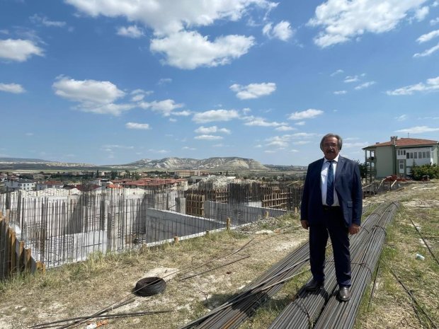 Belediye Başkanımız Sayın Mustafa Kenan Sarıtaş, Avanos Kız Mesleki ve Teknik Anadolu Lisesinin inşaat çalışmalarını yerinde inceledi.