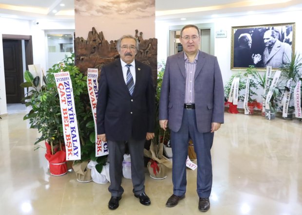 Eski Başkan Dr. Mustafa Körükcü Başkanımız Sn. Mustafa Kenan Sarıtaş’ı Ziyaret Etti.