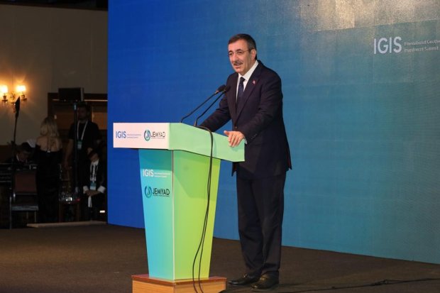 Belediye Başkanımız Sayın Mustafa Kenan Sarıtaş “Uluslararası Jeotermal Yatırımcılar Zirvesi”ne katıldı.
