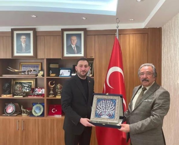 Belediye Başkanımız Mustafa Kenan Sarıtaş, Milliyetçi Hareket Partisi Kayseri İl Başkanı Enes Ertuğrul Kalın'ı makamında ziyaret etti.
