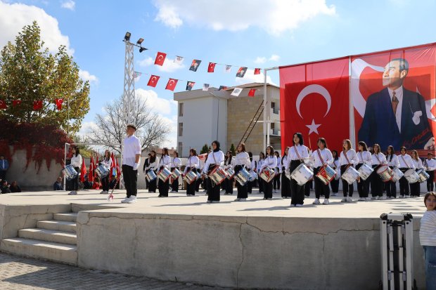 Cumhuriyet Bayramı Avanos’ta Coşkuyla Kutlandı