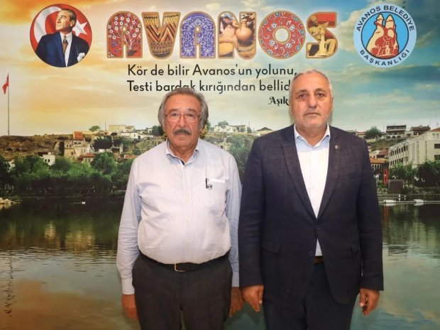 Milliyetçi Hareket Partisi Kayseri İl Başkanı ve Heyeti, Belediye Başkanımız Mustafa Kenan Sarıtaş'ı makamında ziyaret etti.