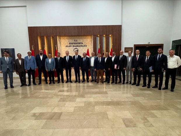 Kültür ve Turizm Bakanlığı, Bakan Yardımcısı Sn. Gökhan Yazgı başkanlığında ilçe ve Belde Belediye Başkanları ve kamu kurum yetkililerinin katılımıyla istişare toplantısı gerçekleştirildi.