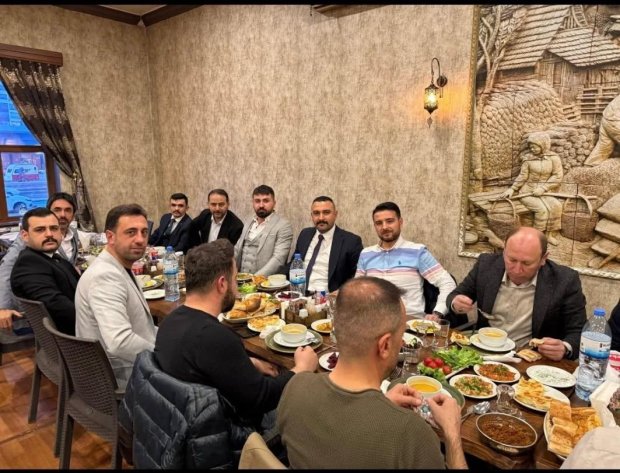 Belediye Başkanımız Sn. Mustafa Kenan Sarıtaş, MHP Nevşehir İl Başkanlığı tarafından düzenlenen “Bereket Sofrasında, Gönül Birlikteliği” iftar yemeğine katıldı.