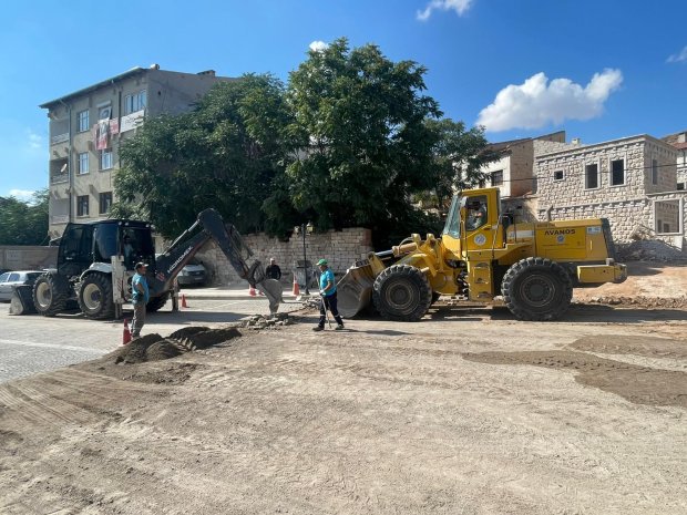 Belediye Başkanımız Sayın Mustafa Kenan Sarıtaş, belediyemiz tarafından sahada yürütülen çalışmaları yerinde inceleyerek denetimlerde bulundu.