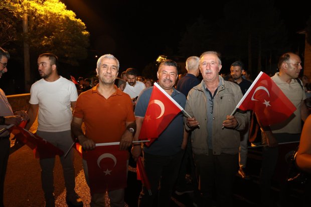 15 TEMMUZ DEMOKRASİ VE MİLLÎ BİRLİK GÜNÜ, İLÇEMİZDE BÜYÜK BİR COŞKU VE ANLAM YÜKLÜ BİR PROGRAMLA ANILDI