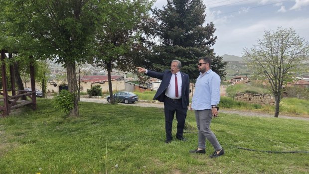 İLÇEMİZİN DÖRT BİR YANINDA ÇALIŞMALARIMIZ ARALIKSIZ DEVAM EDİYOR