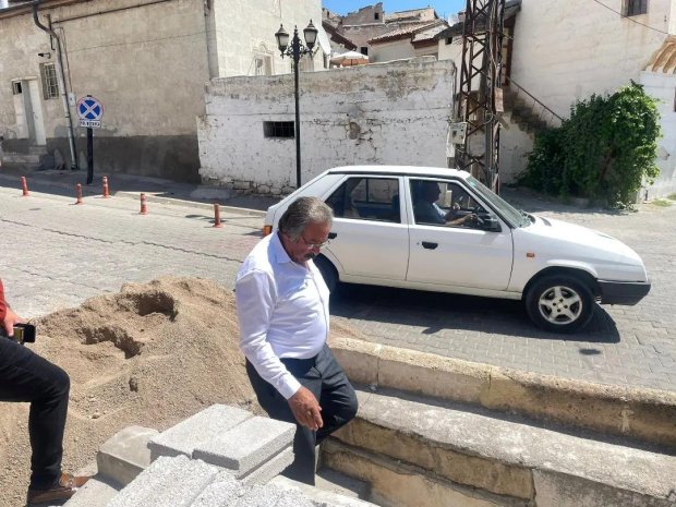 Belediye Başkanımız Mustafa Kenan Sarıtaş Yukarı Mahalle Yeşilbaş Cami tuvaletinde devam eden tadilat çalışmalarını yerinde inceledi.