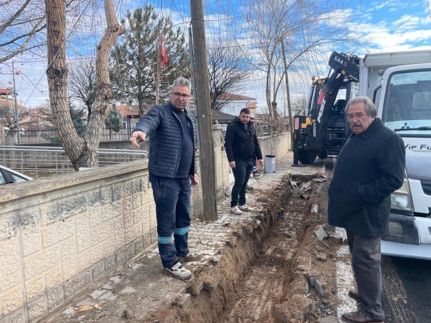 BELEDİYE BAŞKANIMIZ SAHADA ÇALIŞMALARI YERİNDE İNCELEDİ