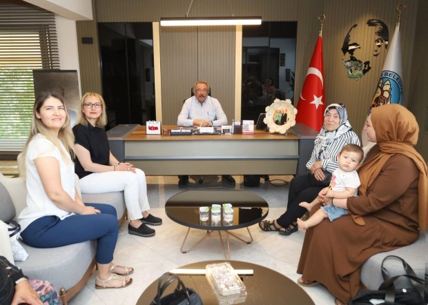 MHP Kadın Kolları Heyeti Belediye Başkanımızı Makamında Ziyaret Etti