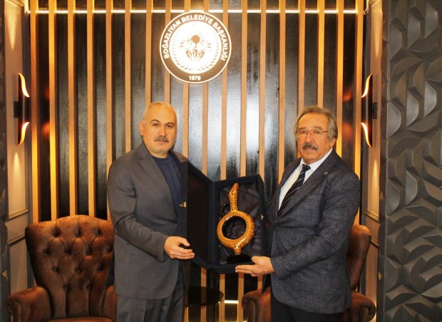 Belediye Başkanımız Sn. Mustafa Kenan Sarıtaş, Boğazlıyan Belediye Başkanı Sn. Gökhan Çoşar’ı ziyaret etti.