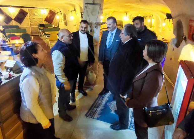 MHP İl Yönetimi ile Esnaf Ziyareti.