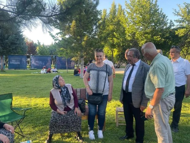 Belediye Başkanımız, Şehit Polis Halil Gün Ortaokulunun Yıl Sonu Etkinliğine Katıldı