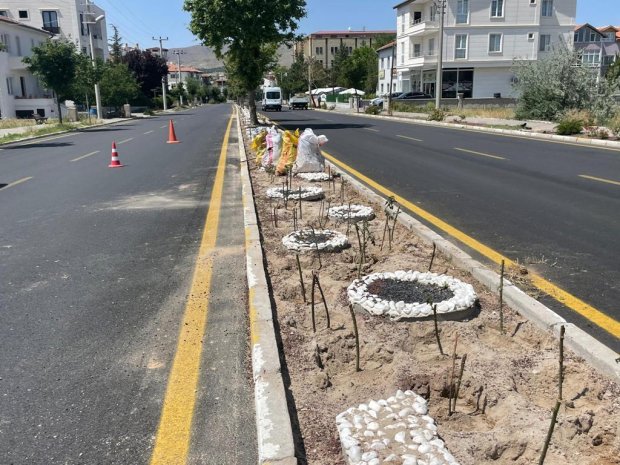 Belediye Başkanımız Sayın Mustafa Kenan Sarıtaş, belediyemize ait iş sahalarında sürdürülen çalışmaları sahada kontrol etti.