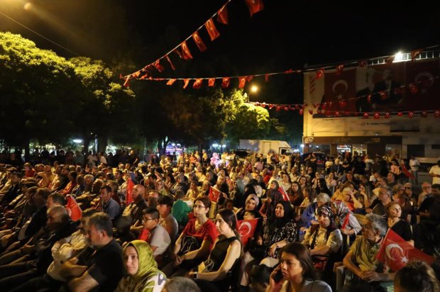 15 Temmuz Demokrasi ve Millî Birlik Günü, ilçemizde büyük bir coşku ve anlam yüklü bir programla anıldı.