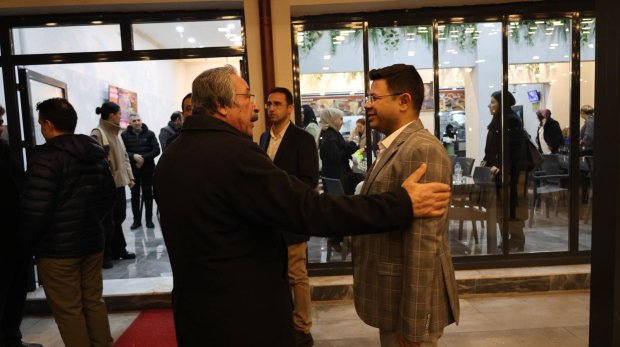 Belediye Başkanımız Sayın Mustafa Kenan Sarıtaş ve Avanos Kaymakamımız Sayın Osman Bilici kamu personelleri ile Sosyal Tesislerimizde bir araya geldi.