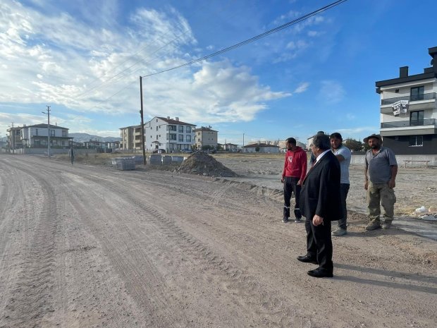 Belediye Başkanımız Sayın Mustafa Kenan Sarıtaş, belediyemiz tarafından ilçemiz genelinde sürdürülen çalışma alanlarını ziyaret ederek incelemelerde bulundu.