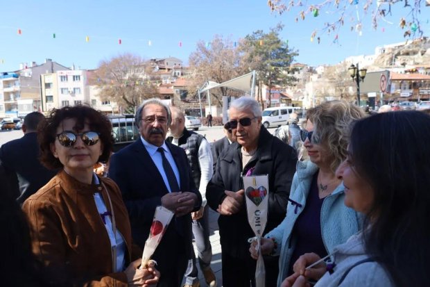Belediye Başkanımız Sn. Mustafa Kenan Sarıtaş, 8 Mart Dünya Kadınlar Gününde Atatürkçü Düşünce Derneği Avanos Şubesi tarafından düzenlenen törene katıldı.