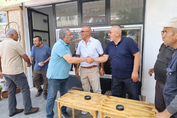 Belediye Başkanımız Sayın Mustafa Kenan Sarıtaş, Muharrem Ayı’nın manevi iklimi dolayısıyla Avanos Çarşı Meydanı’nda vatandaşlarımıza aşure ikramında bulundu.