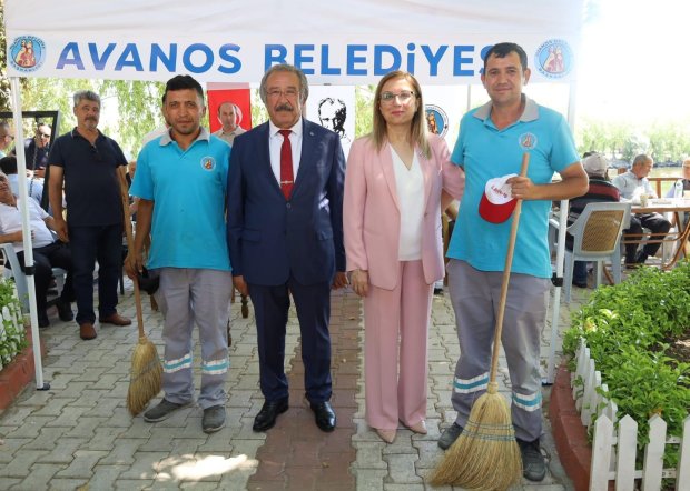 Nevşehir Milletvekilimiz Sn. Prof. Dr. Filiz Kılıç ve Belediye Başkanımızın Ev Sahipliğinde Bayramlaşma Gerçekleştirildi