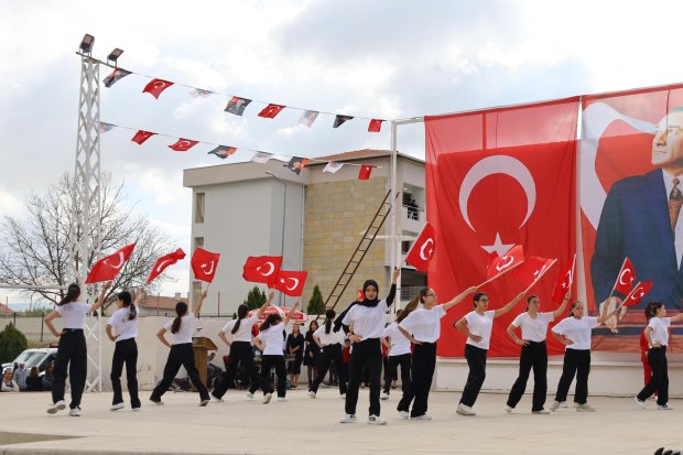 Cumhuriyet Bayramı Avanos’ta Coşkuyla Kutlandı