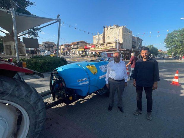 Belediyemizden Haşereyle Mücadelede Yeni Adım: Turbo Atomizer İlaçlama Makinesi Filomuza Katıldı