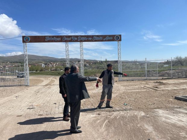 Belediye Başkanımız Sayın Mustafa Kenan Sarıtaş, belediyemize ait iş sahalarında sürdürülen çalışmaları yerinde inceledi.