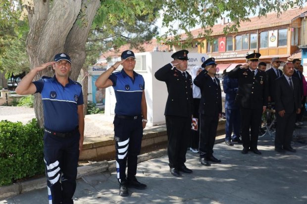 Şanlı tarihimize altın harflerle yazılan 30 Ağustos Zafer Bayramı'nın 103. yıl dönümü ilçemizde coşkuyla kutlandı.