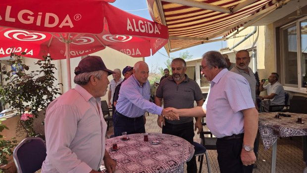 Belediye Başkanımız Sayın Mustafa Kenan Sarıtaş, Büyük Ayhan Köyü’nde merhume Selin Paçal Dölek’in cenaze merasimine katıldı.