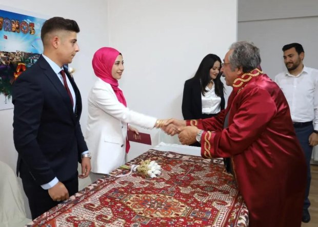 Belediye Başkanımız Genç Çiftin Nikahını Kıydı