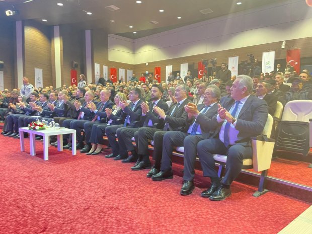 AVANOS 189 TOKİ SOSYAL KONUT KURA ÇEKİMİ YOĞUN KATILIMLA GERÇEKLEŞTİRİLDİ