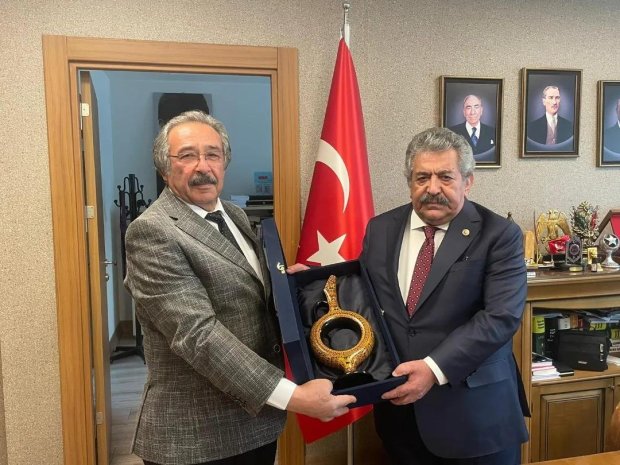Belediye Başkanımız Sn. Mustafa Kenan Sarıtaş, Milliyetçi Hareket Partisi Genel Merkezi’ne ilk ziyaretini gerçekleştirdi.