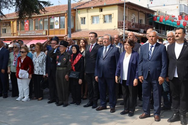 19 Mayıs Atatürk'ü Anma Gençlik ve Spor Bayramı Kutlamaları Bayrak Yürüyüşü ile Başladı