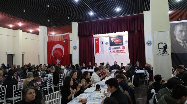 8 MART DÜNYA KADINLAR GÜNÜ’NDE ANLAMLI İFTAR BULUŞMASI