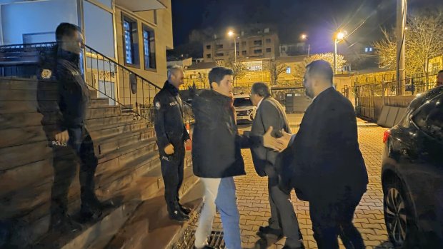 Belediye Başkanımız Sayın Mustafa Kenan Sarıtaş, Türk Polis Teşkilatının 181. kuruluş yıl dönümü ve Polis Haftası dolayısıyla Avanos Mehmet Halaç Polis Merkezi Amirliği’ni ziyaret etti.