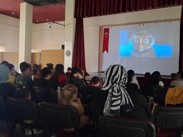 “Aya Sihirli Yolculuk'' isimli animasyon sinema filmi gösterime sunuldu.