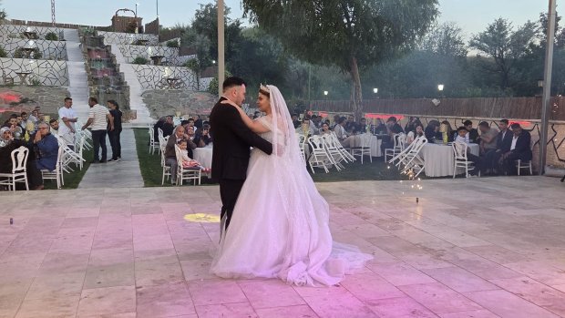 BELEDİYE BAŞKANIMIZ SAYIN MUSTAFA KENAN SARITAŞ'IN GENÇ ÇİFTLERİN MUTLULUĞUNA ORTAK OLDU