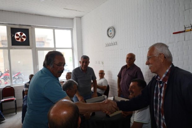 Belediye Başkanımız Sayın Mustafa Kenan Sarıtaş, Muharrem Ayı’nın manevi iklimi dolayısıyla Avanos Çarşı Meydanı’nda vatandaşlarımıza aşure ikramında bulundu.